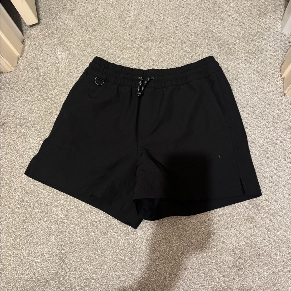 Old Navy Women’s StretchTech shorts